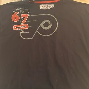 Philadelphia Flyers old time hockey causeway collection tee shirt - short sleeve